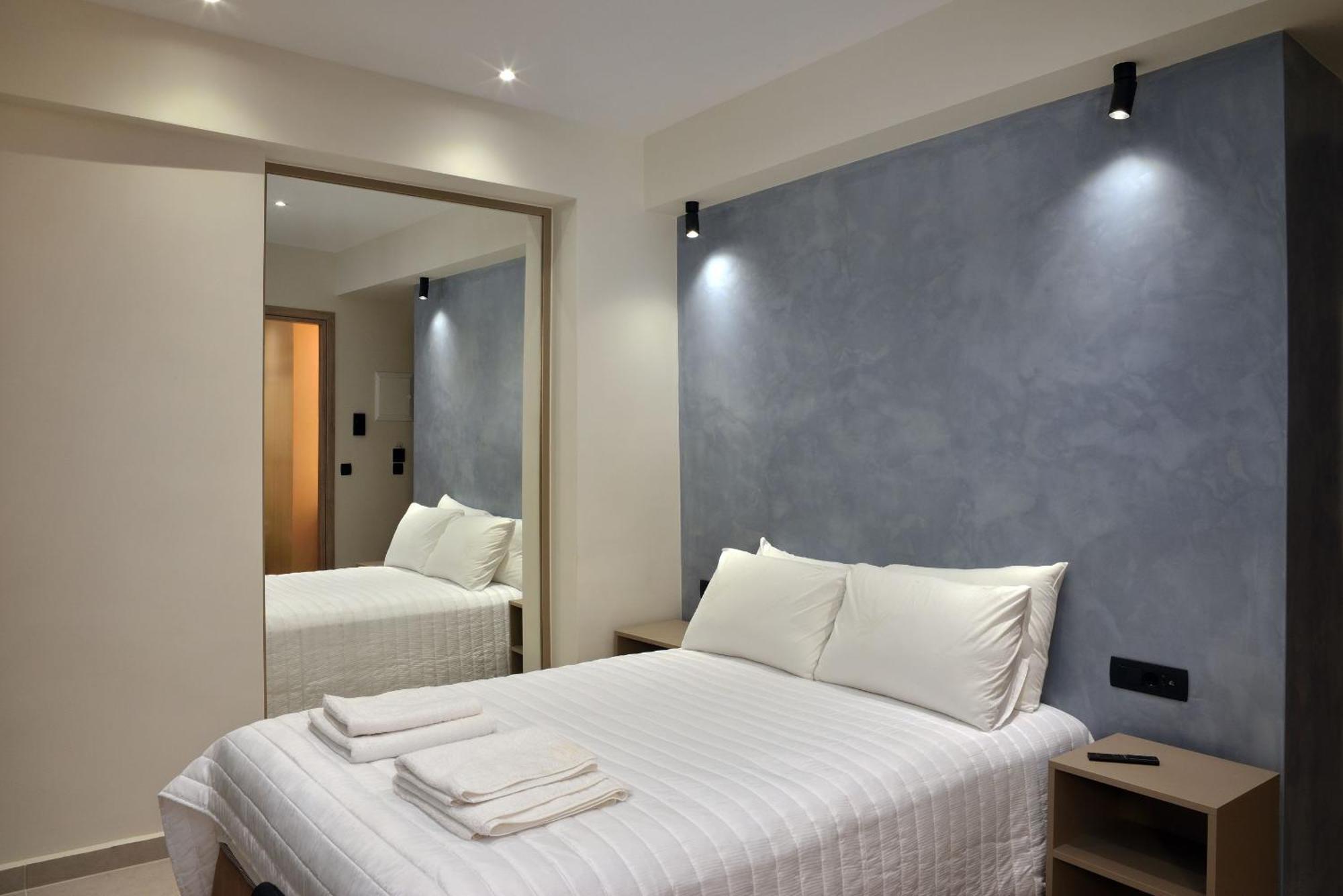 Rex Apartments Ханя Стая снимка